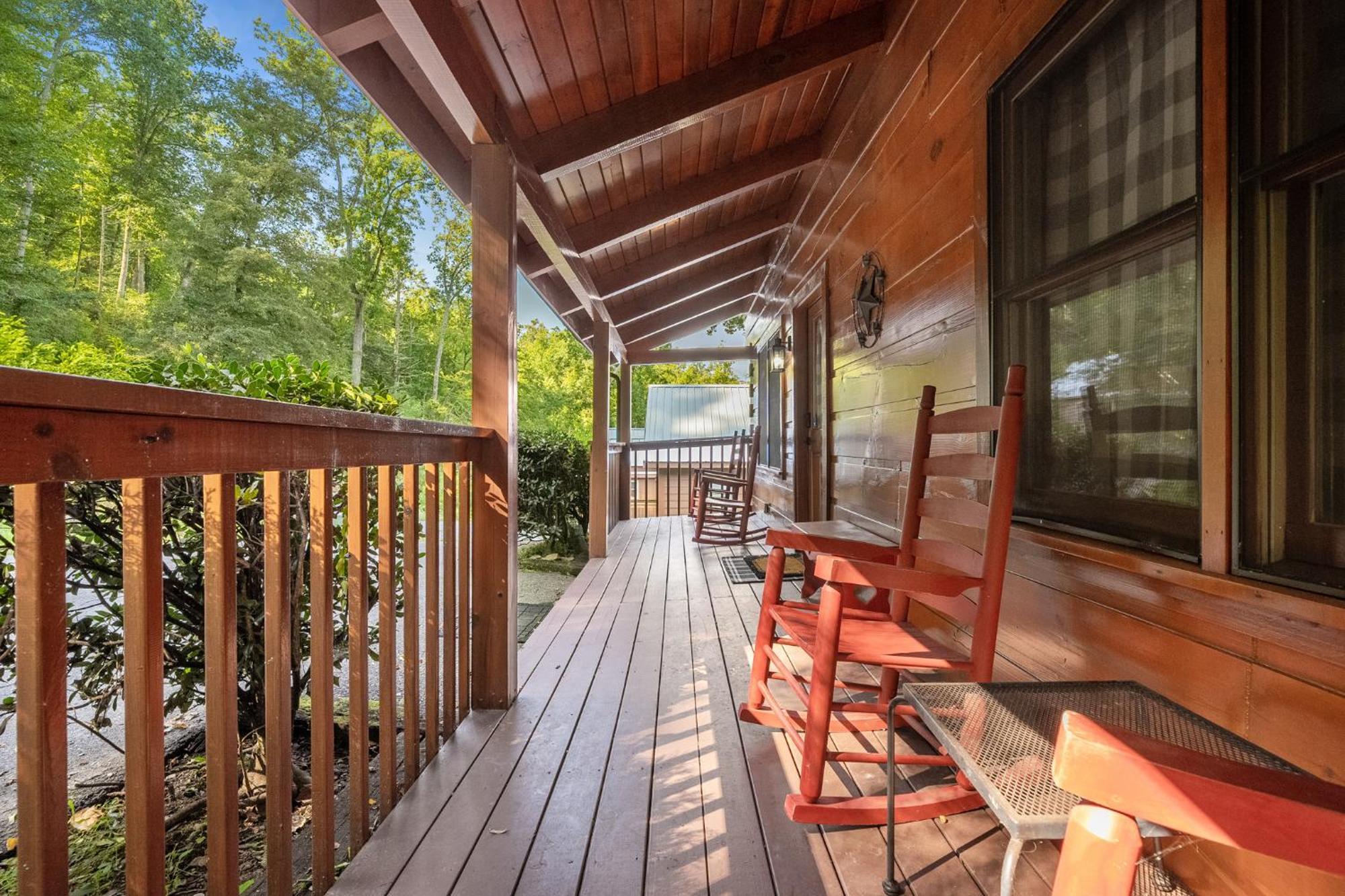 Baloo'S Bungalow Gatlinburg Exterior photo