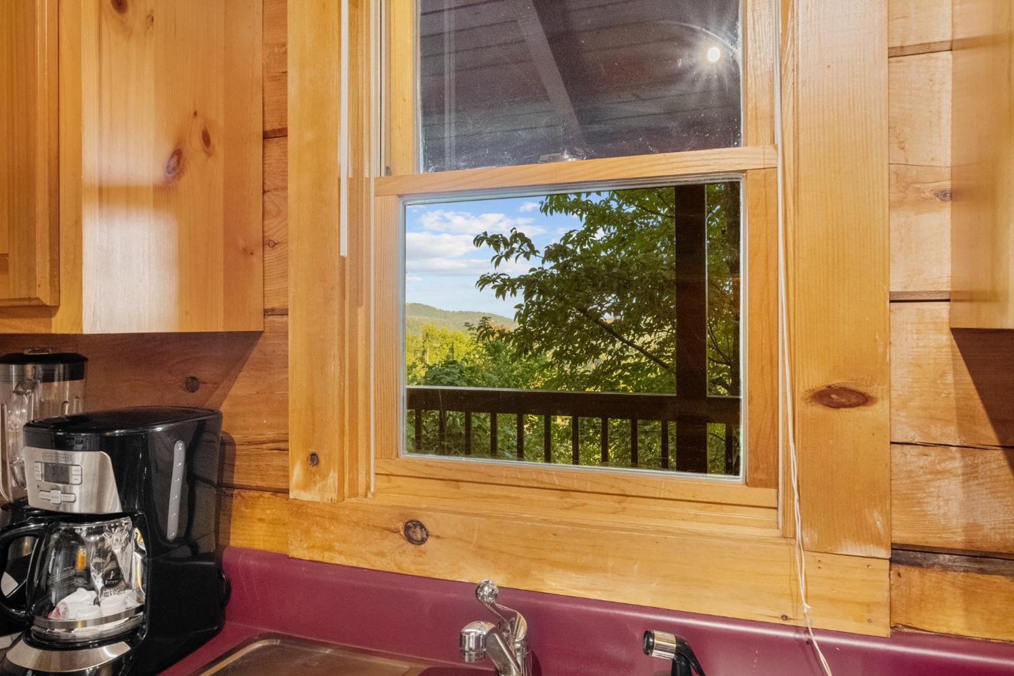 Baloo'S Bungalow Gatlinburg Exterior photo