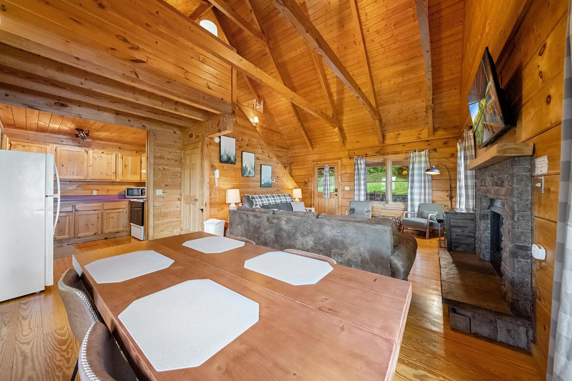 Baloo'S Bungalow Gatlinburg Exterior photo